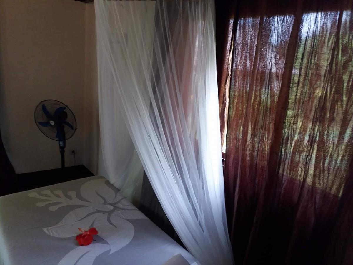 Uturoa Pension Hibiscus Tahaa المظهر الخارجي الصورة