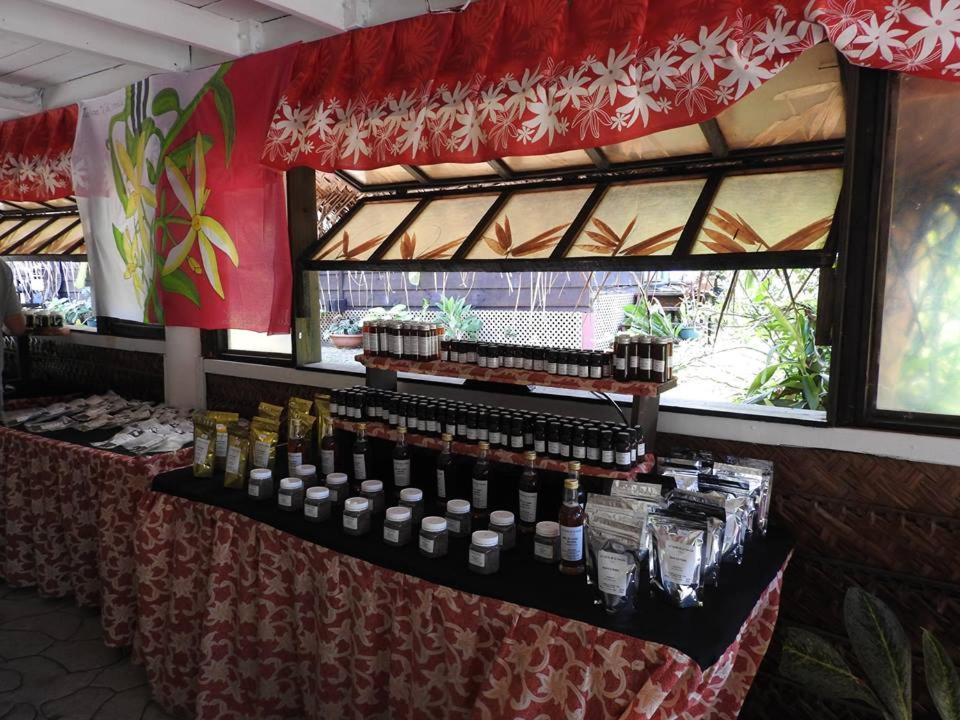 Uturoa Pension Hibiscus Tahaa المظهر الخارجي الصورة